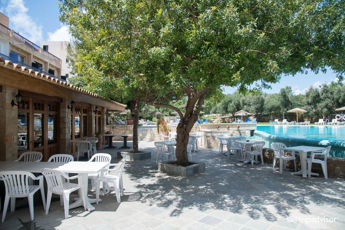 Mike'S Basilica Apartment Paphos Exterior photo